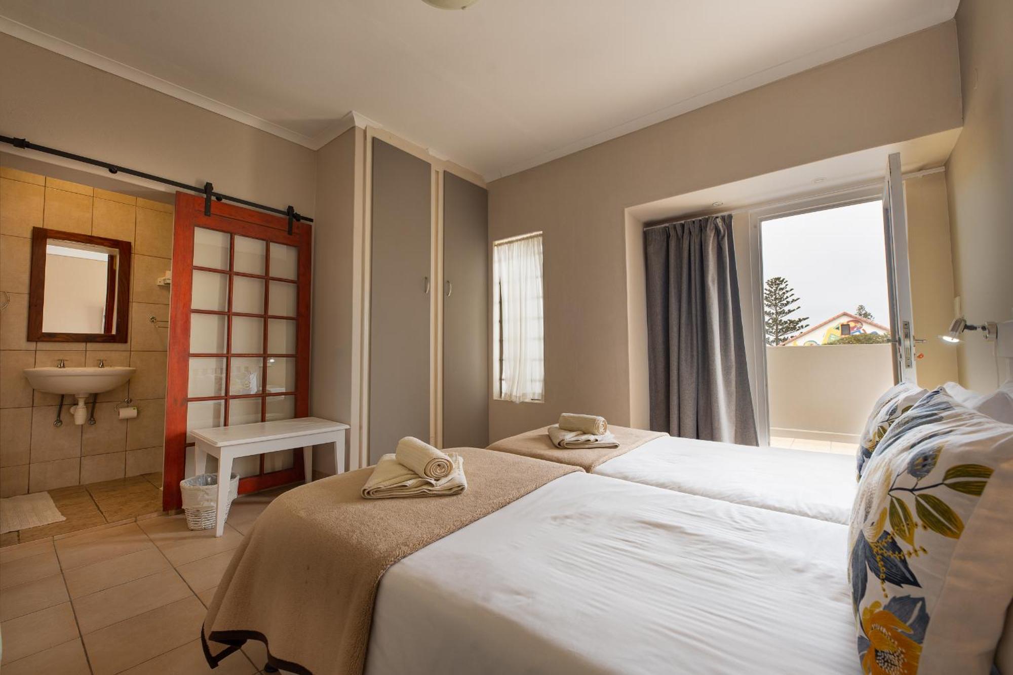 Guesthouse Fischreiher B&B Суакопмунд Екстериор снимка