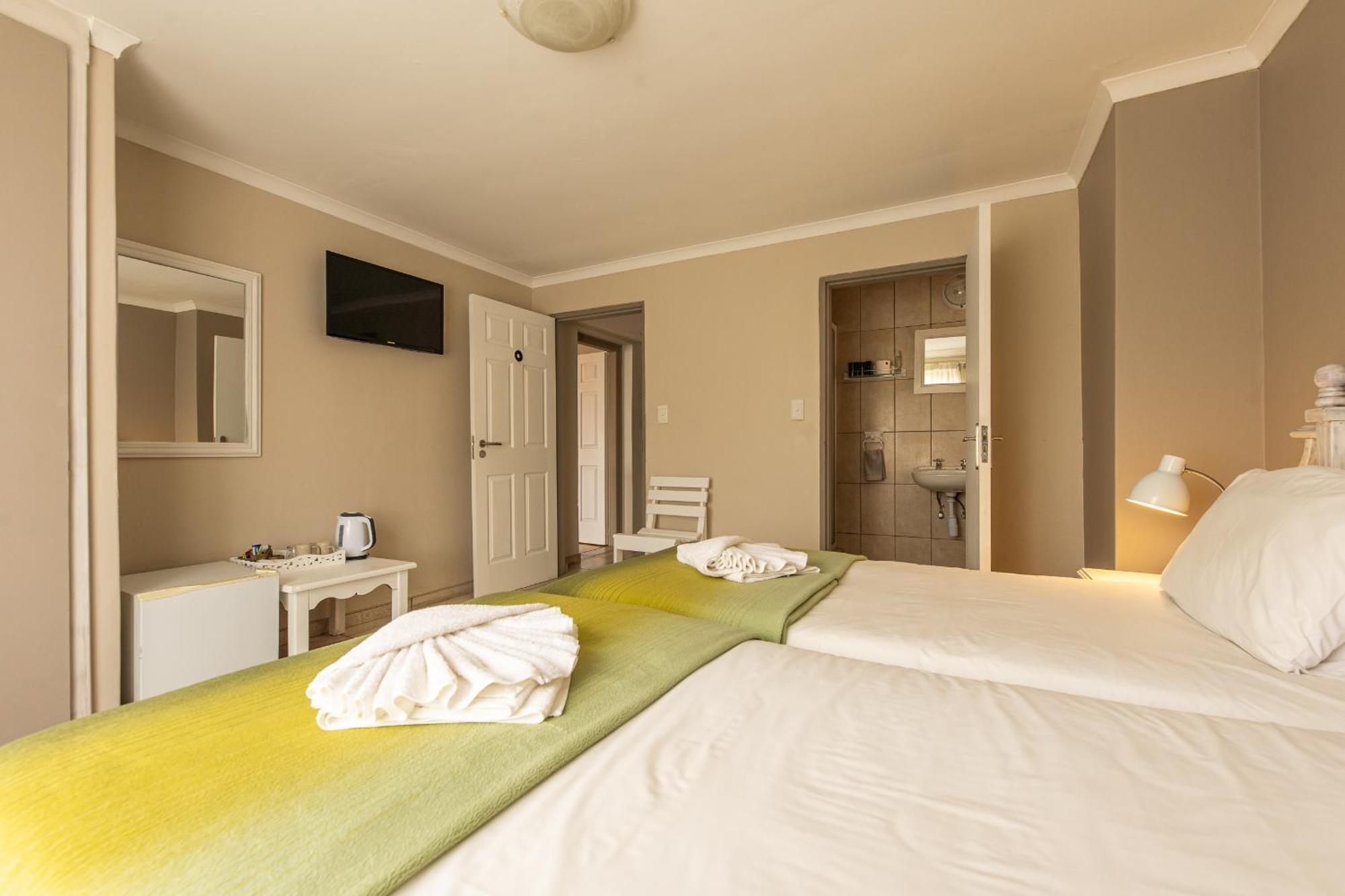 Guesthouse Fischreiher B&B Суакопмунд Екстериор снимка
